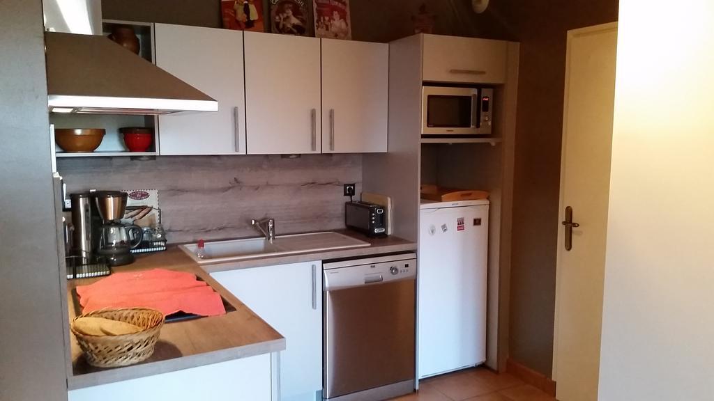 A La Petite Maison Гап Стая снимка