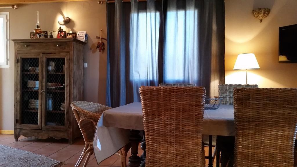 A La Petite Maison Гап Стая снимка