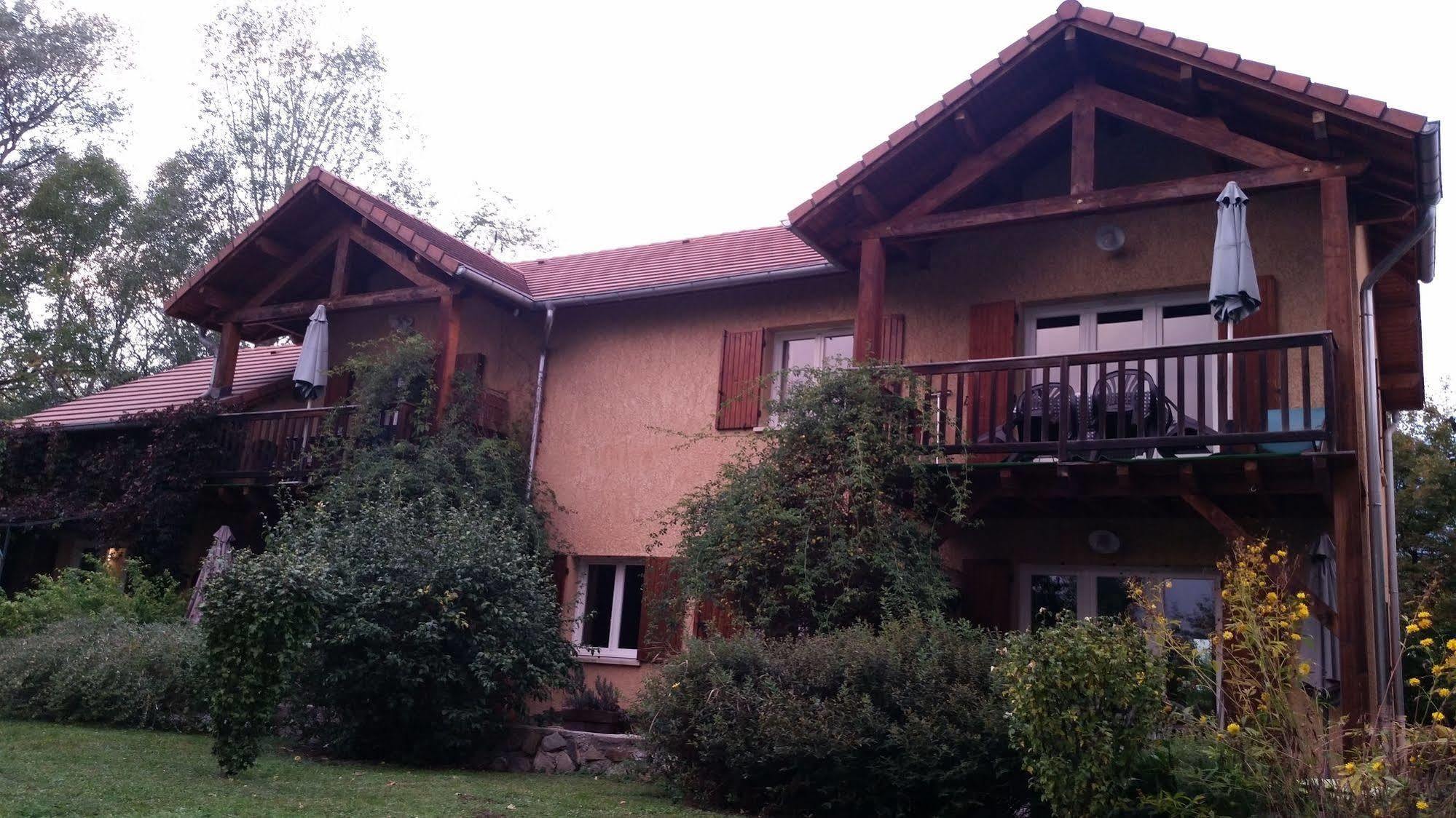 A La Petite Maison Гап Екстериор снимка